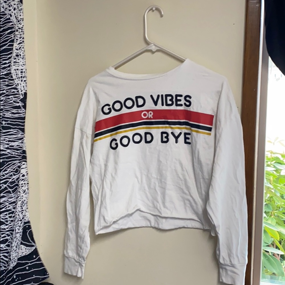 White Graphic Croptop Sweater